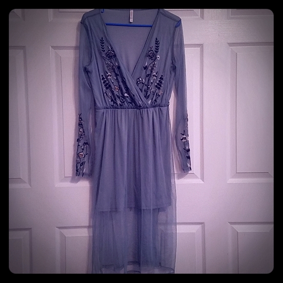 Xhilaration Dresses & Skirts - Xhilaration Embroidered Long Sleeved Dress L